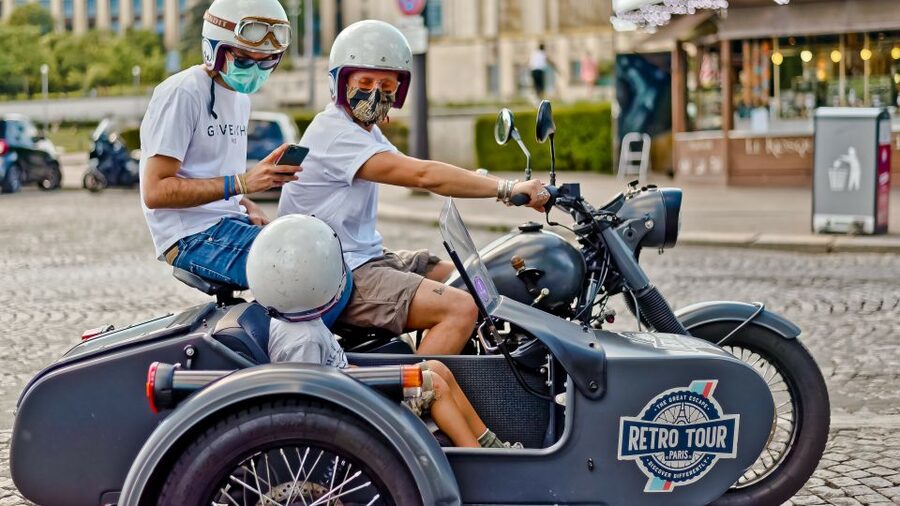 Paris: City Highlights Tour by Vintage Sidecar - Montmartre and the Eiffel Tower