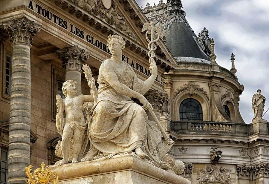 Paris: City Pass – Eiffel, Louvre & 27+ Must-See Sights - Montparnasse Tower and Ballon de Paris