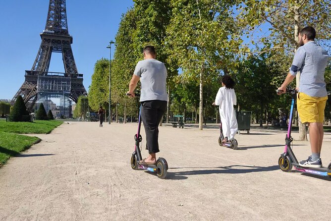 Paris City Tour by E-Scooter with Fun Guide (Small groups) - Champs-Elysées and the Arc de Triomphe