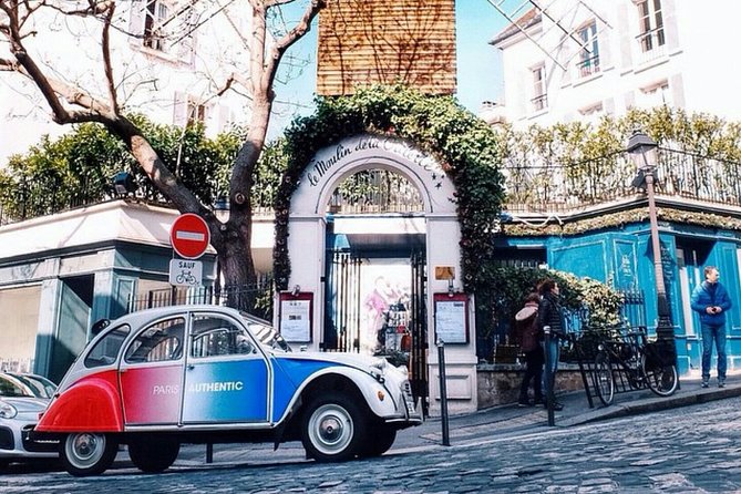 Paris Classic tour in 2CV - Why a 2CV makes Paris sightseeing more fun
