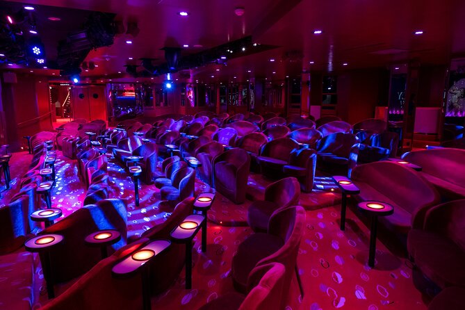Paris Crazy Horse Cabaret Show with Beverages including Champagne - Practical booking advice