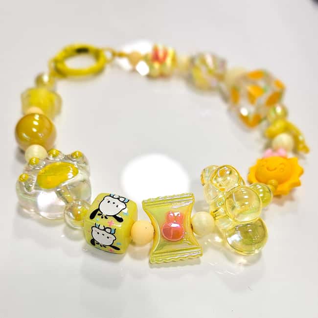Paris: Create your phone strap, bag or keychain - Building a phone strap, bag charm, or keychain