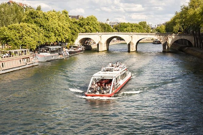 Paris: Cruise on The Canal Saint Martin and The Seine River - Hôtel de Ville, Pont Alexandre III, and Les Invalides