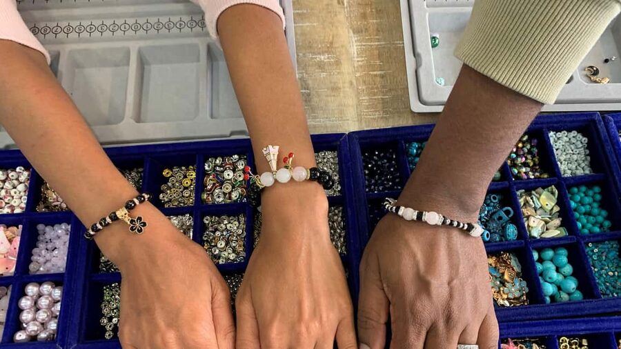 Paris: Custom Souvenir Bracelet Workshop - Key details to know before you book