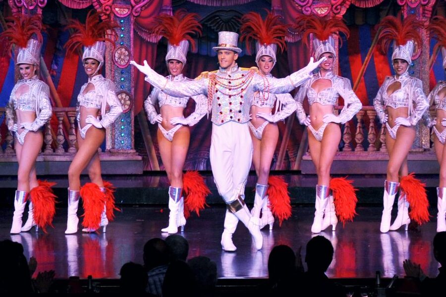 Paris: Dinner Show at the Moulin Rouge - Is $300 a fair price?