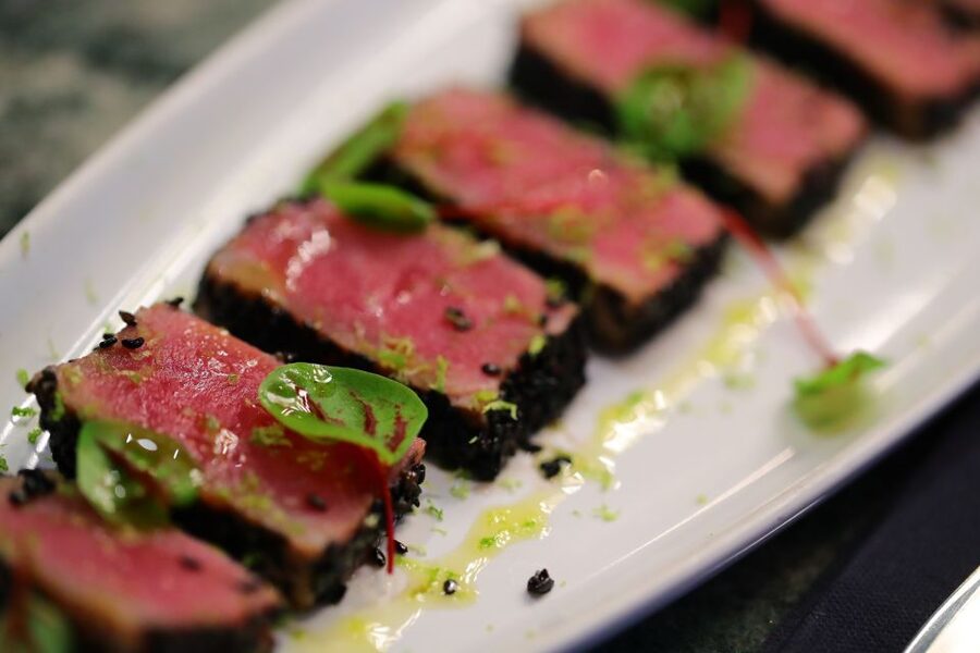 Paris: Dinner with Customized Wine Selection - Who should book this dinner?