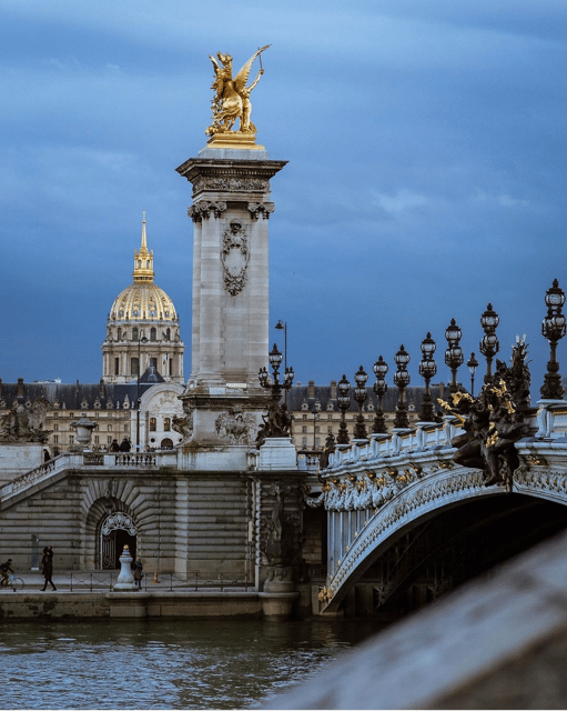 Paris: Discover Paris 2CV - Saint-Germain-l’Auxerrois, the Louvre area, and central Paris