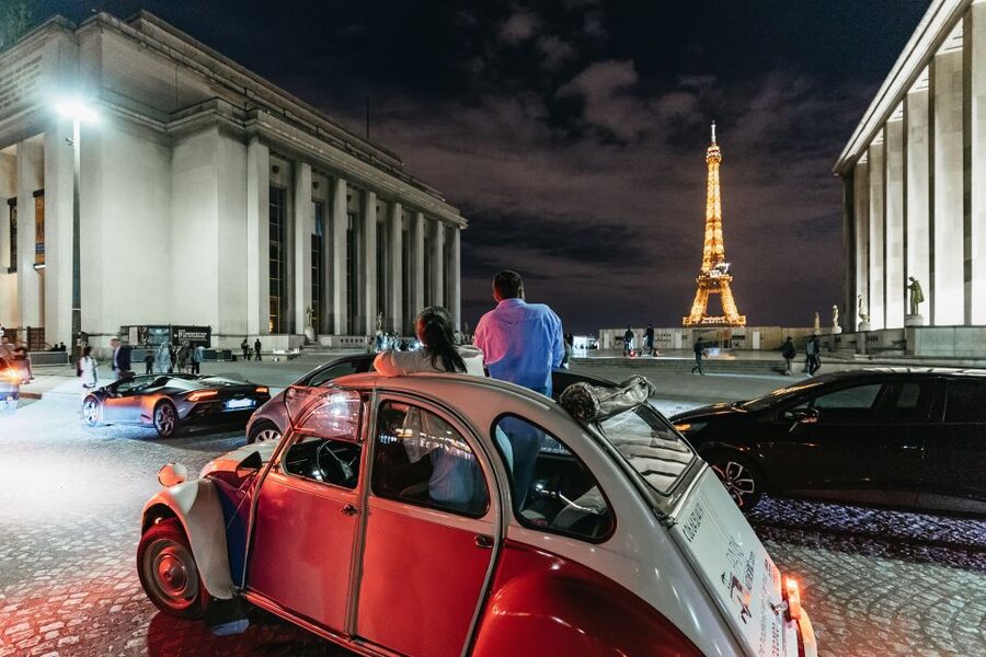 Paris: Discover Paris by Night in a Vintage Car with a Local - Champs Elysees and the Arc de Triomphe