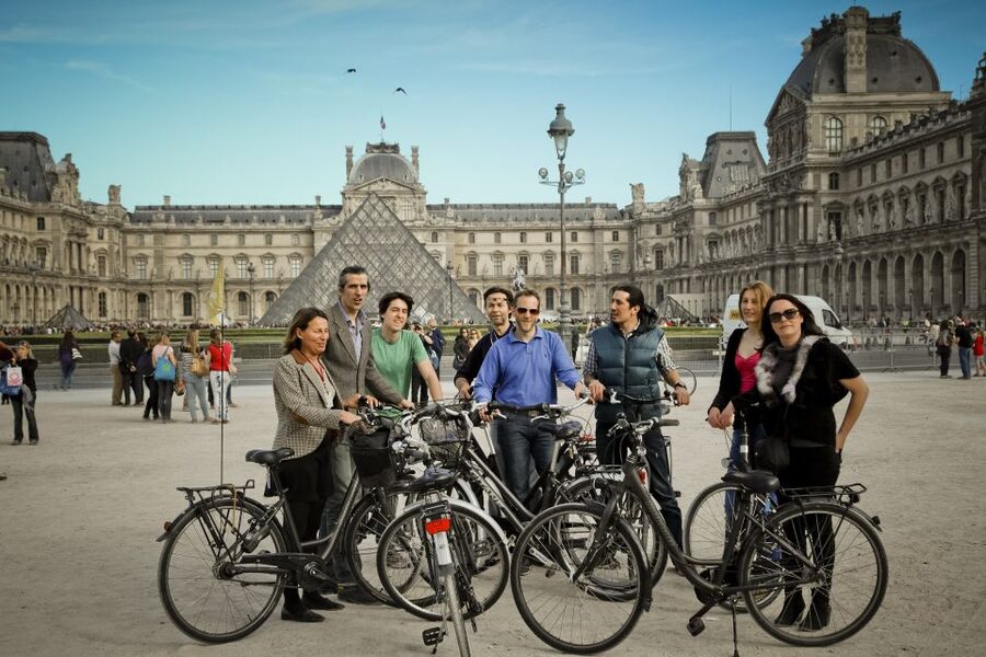 Paris: E-bike tour - Monumental and Hidden Paris - Luxembourg Gardens and the Latin Quarter Climb