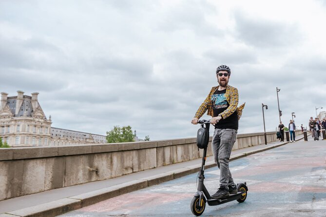 Paris E-Scooter Tour with fun & informative guide (small groups) - The Louvre and Place de la Concorde