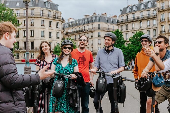 Paris E-Scooter Tour with fun & informative guide (small groups) - Le Marais: the practical pause