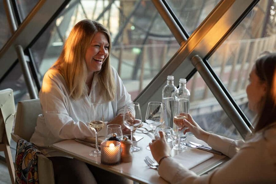 Paris: Early Dinner at Madame Brasserie in the Eiffel Tower - Is $148 per person good value?