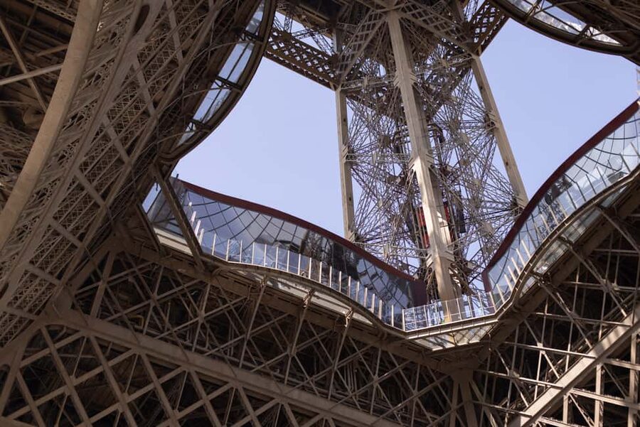 Paris: Early Dinner at Madame Brasserie in the Eiffel Tower - Why dinner in the Eiffel Tower is different