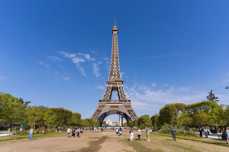 Paris: Eiffel Tower 2nd Floor or Summit Access - What the $69 price really buys