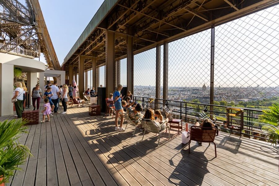 Paris: Eiffel Tower 2nd Floor or Summit Access - Queues, bags, and practical limits