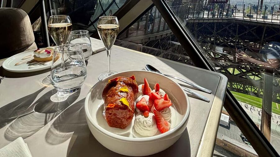 Paris: Eiffel Tower Dining, Gustave Menu at Madame Brasserie - Should you book Madame Brasserie’s Gustave Menu?