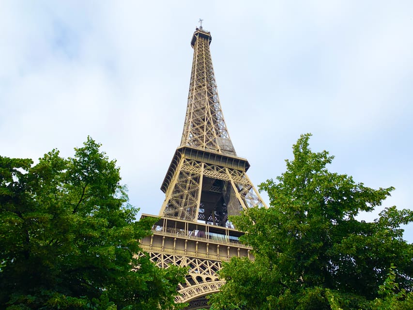 Paris: Eiffel Tower Elevator 2nd Level and Summit Access - Key points at a glance