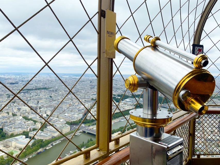 Paris: Eiffel Tower Elevator 2nd Level and Summit Access - The summit: worth the extra wait