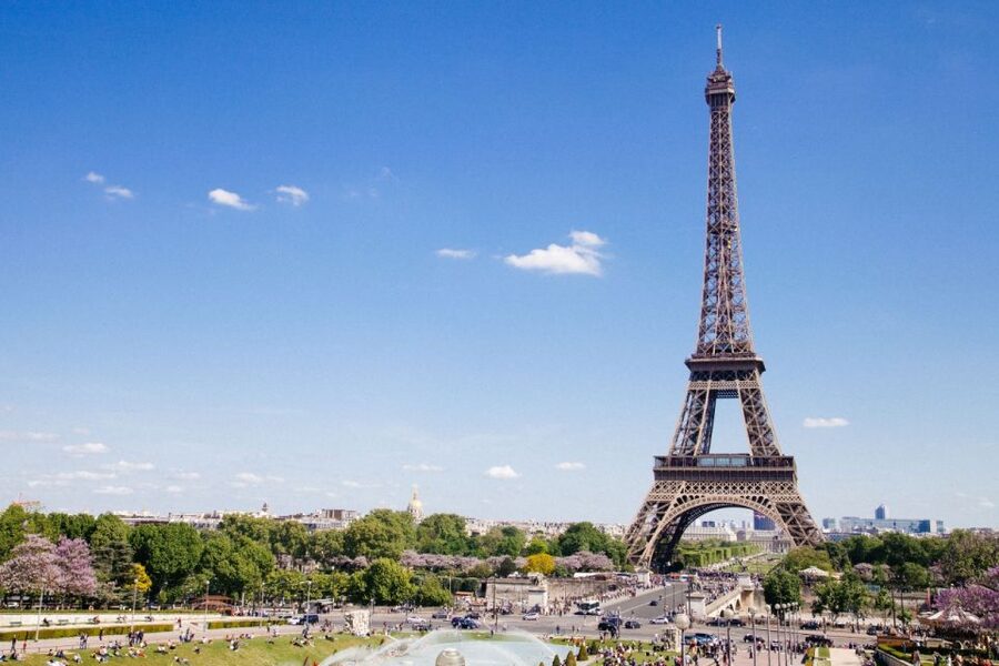 Paris: Eiffel Tower Entry Ticket with Optional Summit Access - Choosing the summit option