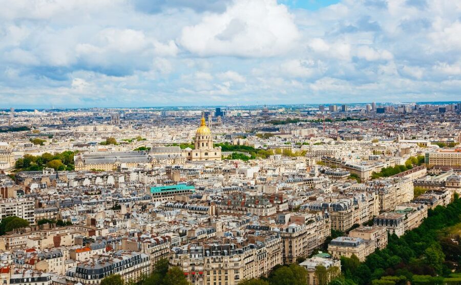 Paris: Eiffel Tower Fully Guided Tour with Summit Option - Is $44 good value?