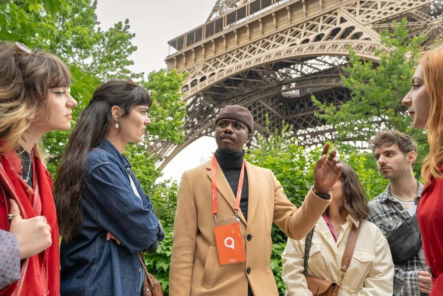 Paris: Eiffel Tower Guided Tour with Summit Access - The summit at 276 meters