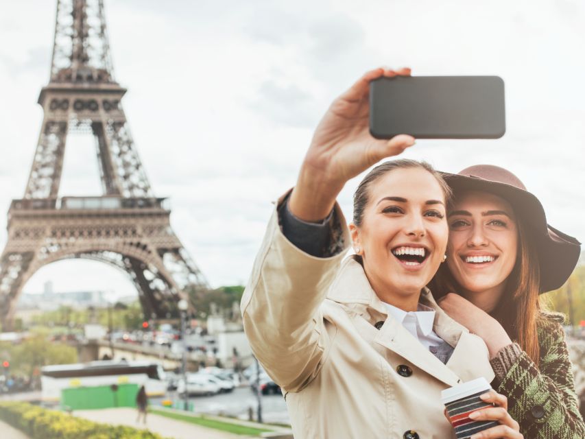 Paris: Eiffel Tower Hosted Tour, Seine Cruise and City Tour - Meeting at Place de Sydney, not at the Eiffel Tower