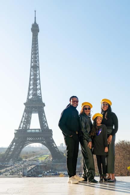 Paris: Eiffel Tower Private Professional Photoshoot - The viewpoint and the walk toward the Eiffel Tower