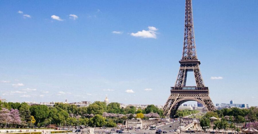 Paris: Eiffel Tower Summit Floor Ticket & Seine River Cruise - Reaching the Eiffel Tower summit
