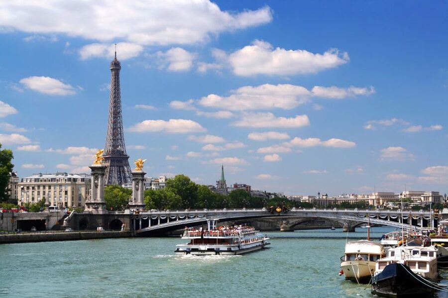 Paris: Eiffel Tower Tour & Seine River Cruise Tour - Understanding the Iron Lady Before You Ride Up