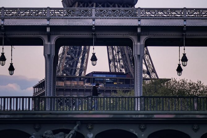 Paris en Scene 3 Course Seine River Dinner Cruise - The three-course meal and sample menu