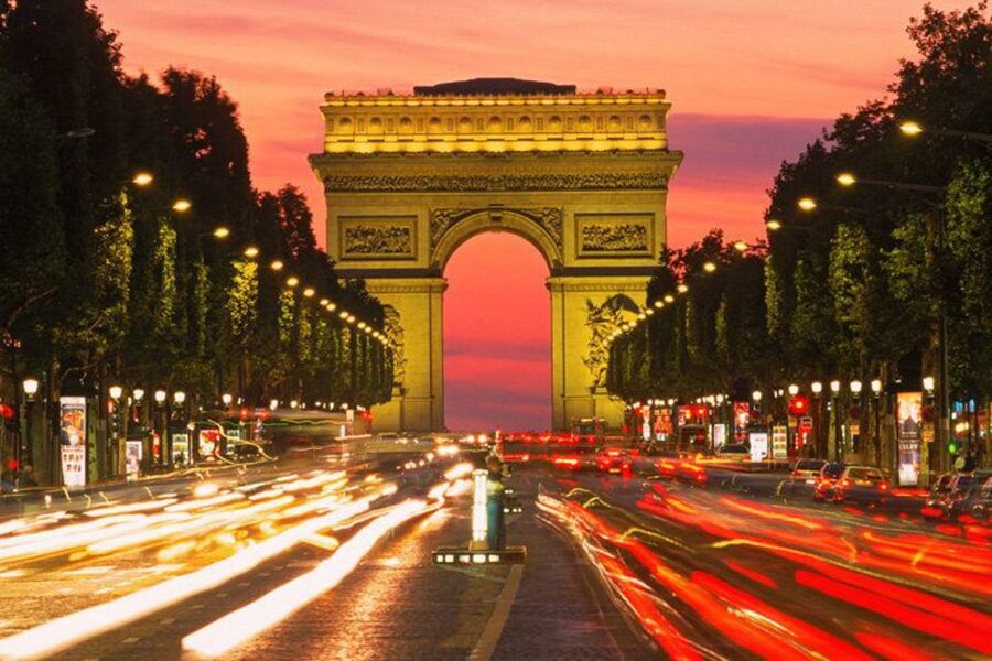 Paris: Evening Bike and Boat Tour - Weather, clothing, and the main drawbacks