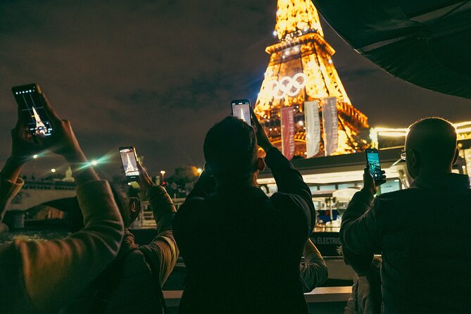 Paris Evening City of Lights Small Group Bike Tour & Boat Cruise - Starting at Rue Bosquet and getting on the road