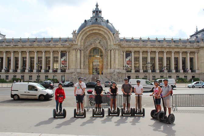 Paris: Experience Segway Top Highlights Small Group 2 Hours - What the guides add to the ride