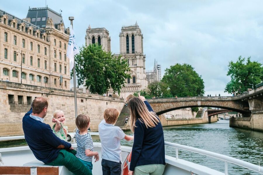 Paris: Family-Friendly River Seine Guided Cruise - Key points for your Paris Seine cruise