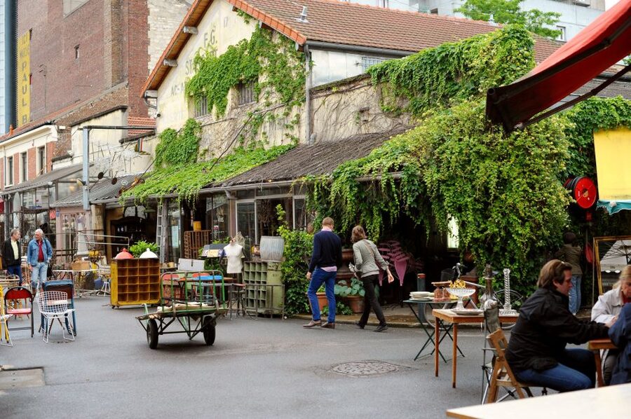 Paris: Flea Market Insider's Tour in Extra-Small Group - Learning to Bargain Without Being Pushy