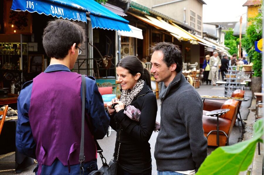Paris: Flea Market Insider's Tour in Extra-Small Group - Who Will Get the Most From This Tour?