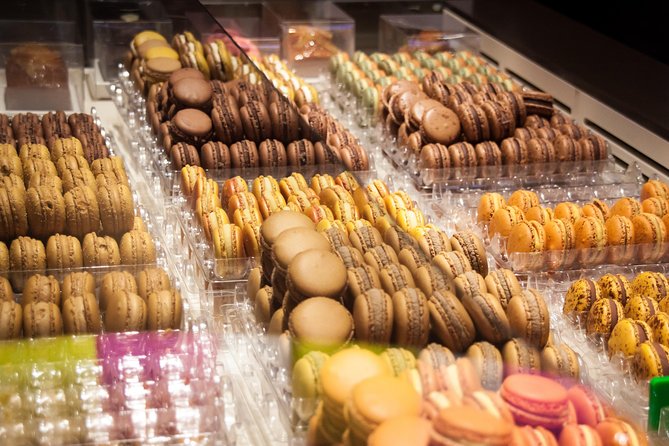 Paris French Sweets Tasting Tour with Pastries and Chocolates - The guides shape the whole experience
