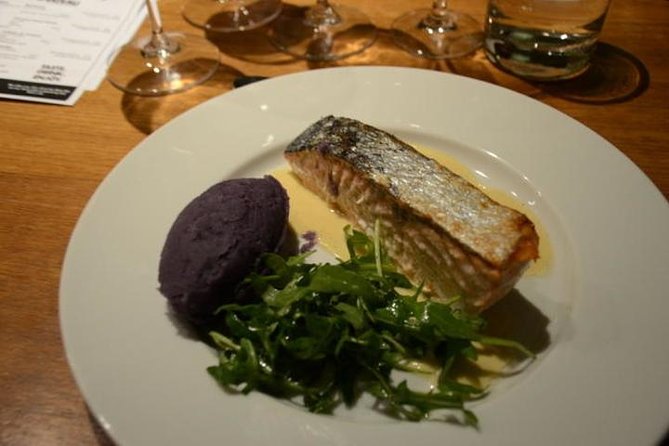 Paris French Wine Tasting 3-Course Dinner - The sommeliers make or break the night