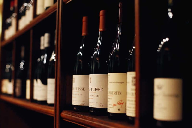 Paris: French Wine Tasting Class with Sommelier - French labels, appellations, and the meaning of terroir