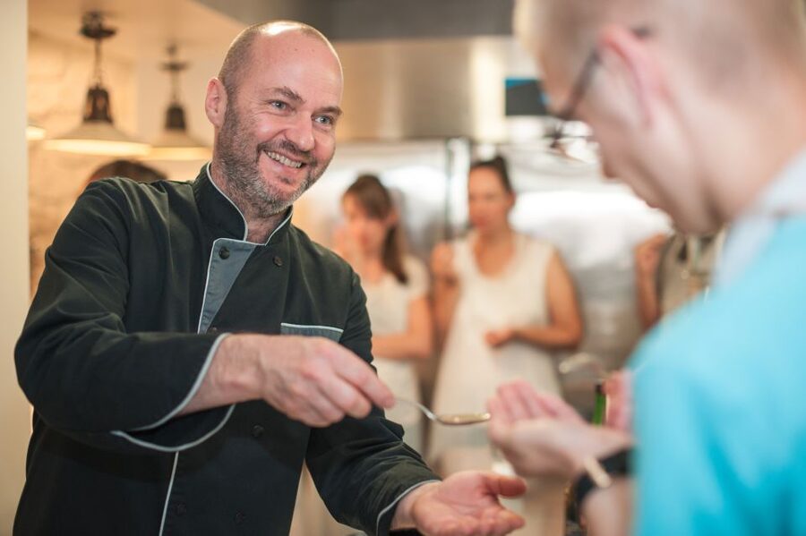 Paris: Full-Day Cooking Class with 3-Course Lunch - Sitting down to a three-course lunch