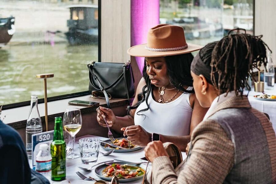 Paris: Gourmet Dinner Cruise on Seine River with Live Music - Who will enjoy this cruise most?
