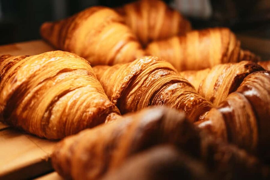 Paris: Gourmet Food Tour with Over 10 Tastings and Wine - Wine, Charcuterie, and a Sit-Down Break