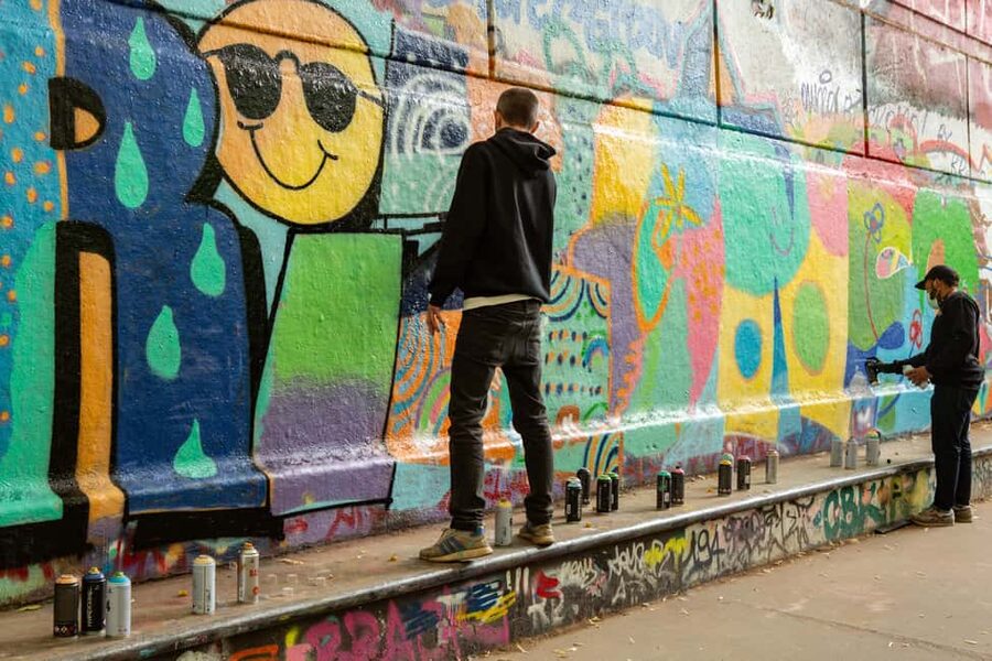 Paris: Graffiti and Street Art Workshop - From Café Poinçon to the first spray test