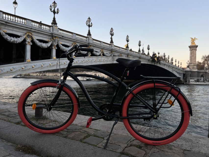 Paris: Guided City Highlights Bike Tour - Why a bike is a smart way to see Paris
