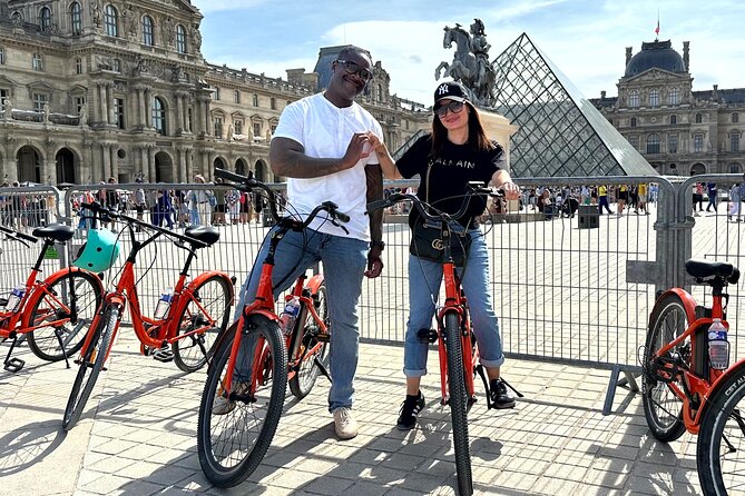 Paris Guided City Sightseeing Tour by Bike or E-Bike - Guide quality, safety, and group size