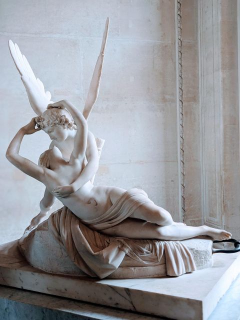 Paris: Guided Louvre Museum Tour with Optional Entry Ticket - Why skip-the-line entry matters at the Louvre