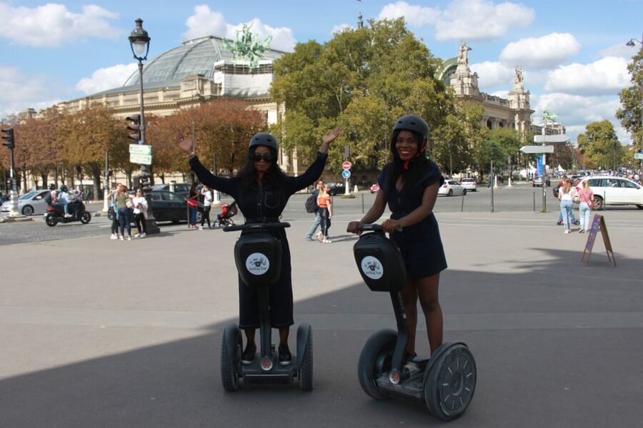 Paris: Guided Segway Tour - Champ de Mars and the Eiffel Tower