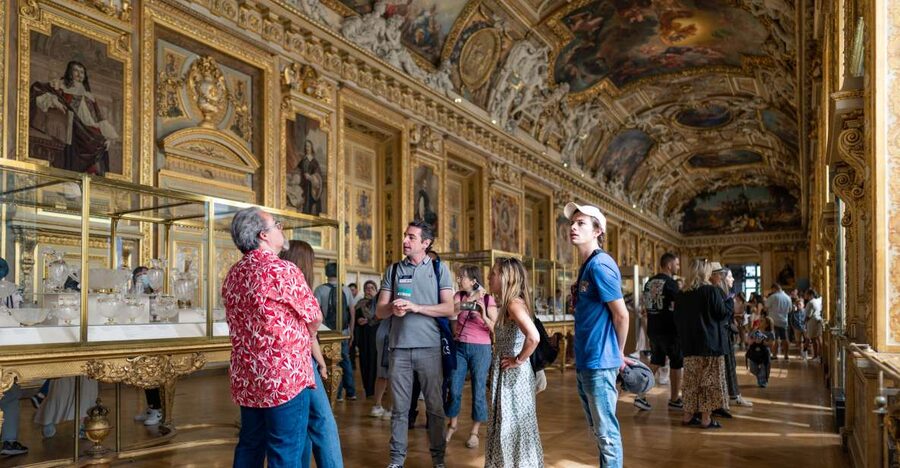 Paris: Guided Tour of the Must-Sees of the Louvre Museum - A fast route through the Louvre’s greatest hits