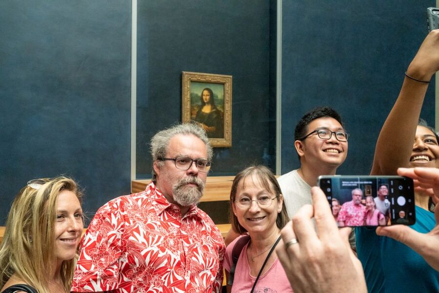 Paris: Guided Tour of the Must-Sees of the Louvre Museum - The Mona Lisa and the reality of the crowd