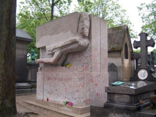 Paris: Haunted Père Lachaise Cemetery Guided Tour - Key points to know before you go